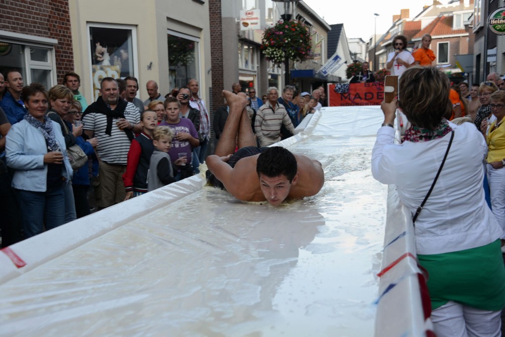 ../Images/Donderdag kermis 241.jpg